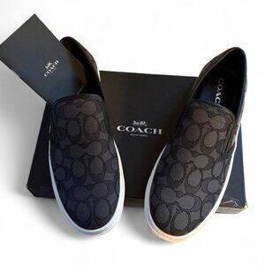 Coach Women's Jacquard Signature Slip-On Skate Sneakers. Black & Gray size 9.5